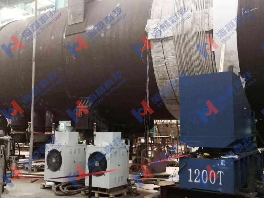 外径5564mm,壁厚126+6(钛复合板)mm,热处理温度560±10℃